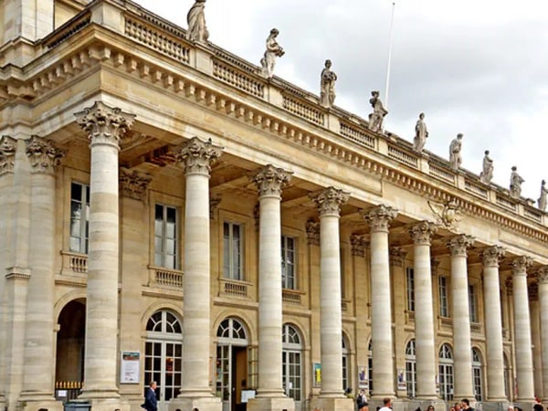 Bordeaux Center Tour